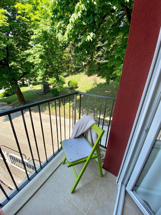 Studio Apartment Stazion With Free Parking 파진 외부 사진